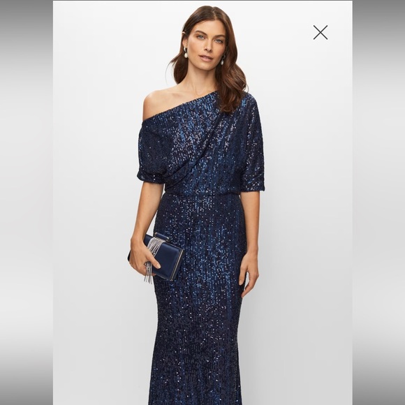 Off shoulder sequin gown - Picture 4 of 5